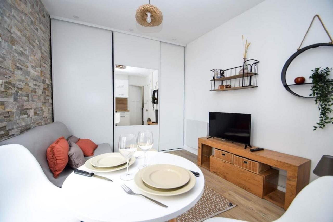 Cosy Studio Refait A Neuf Aux Portes De Paris Apartment Vincennes Ngoại thất bức ảnh